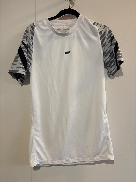 nike bolur
