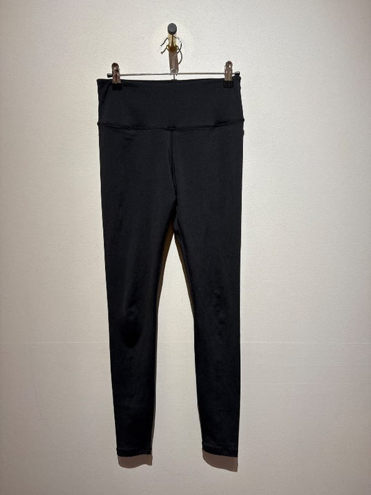 Define the line leggings