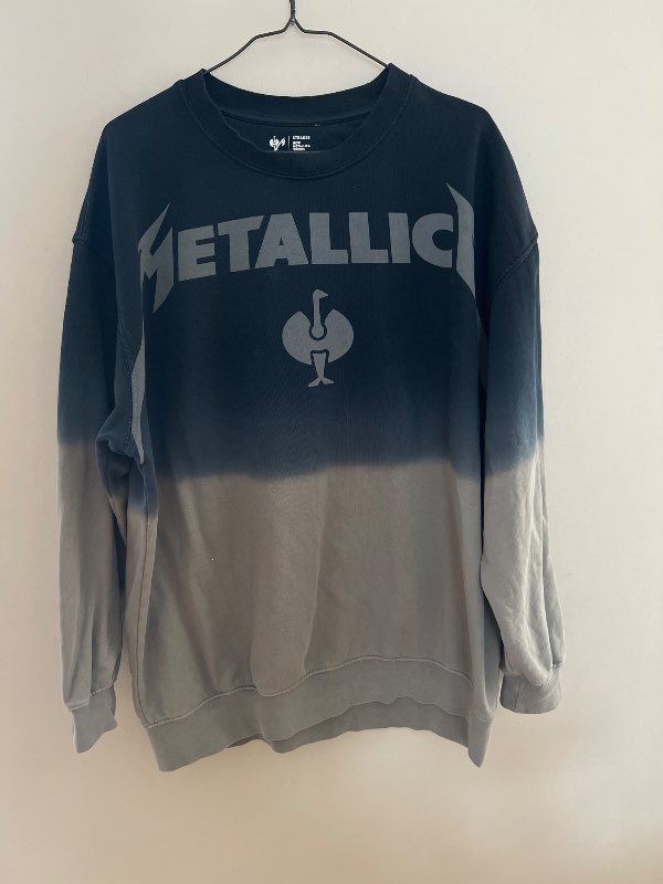 Metallica peysa