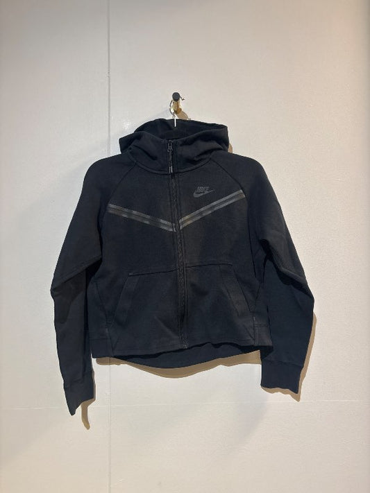 Nike tech peysa