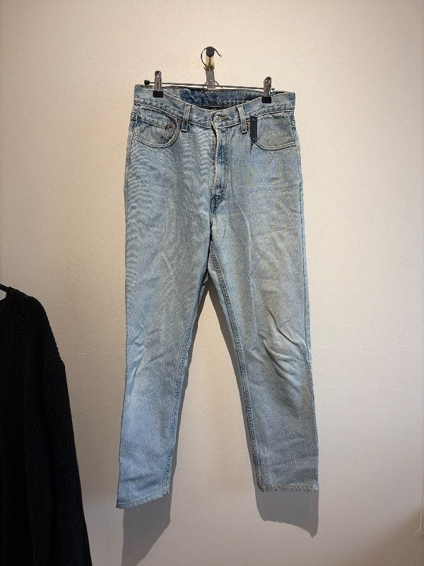 Levis gallabuxur ljósar