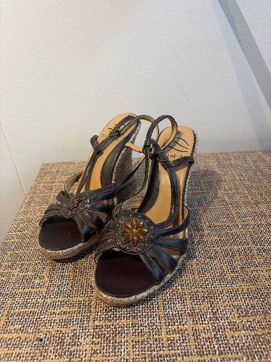 Sandalar