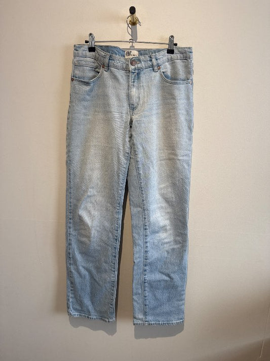 A brand low rise gallabuxur