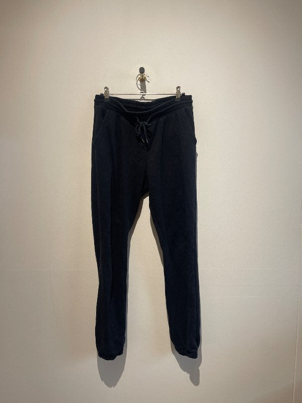 Svartar joggingbuxur