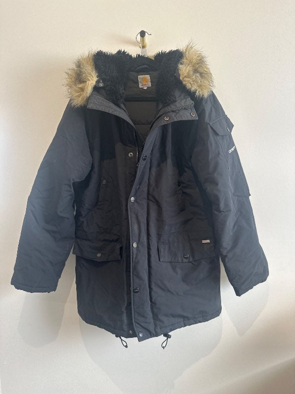 Carhartt svört úlpa