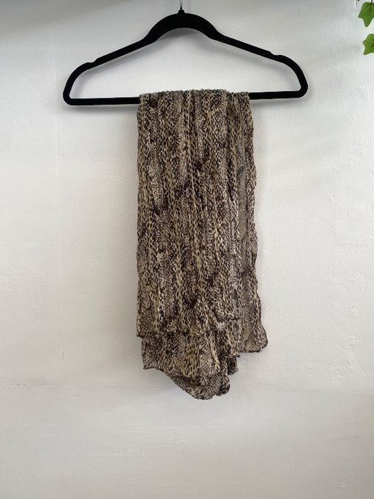 Hlébarða klútur