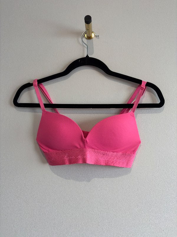 PINK Bleikur Toppur