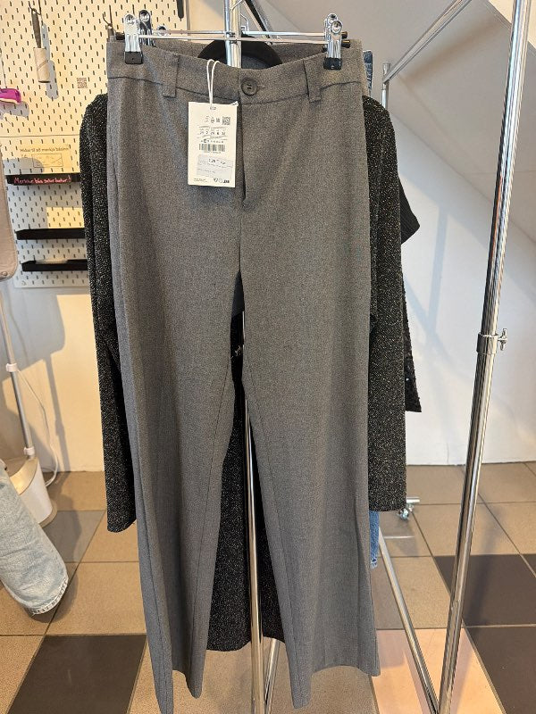 Stradivarius buxur nýjar
