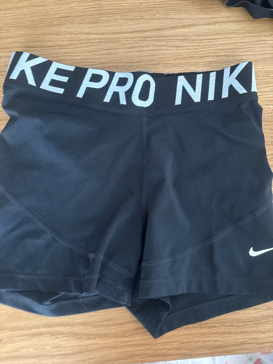 Nike pro