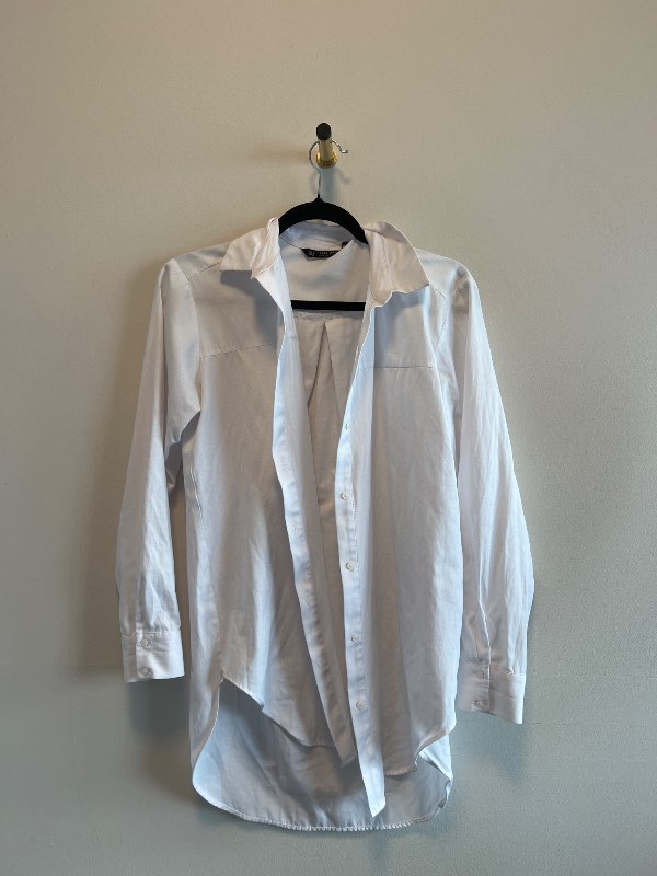 ZARA BASIC hvít skyrta