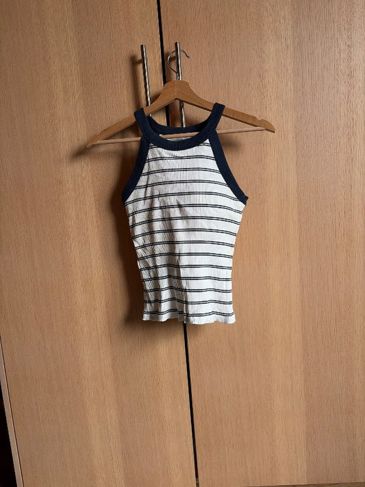 Uniqlo hlýri með púðum hvítur