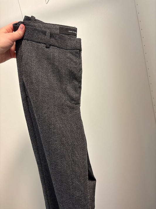 Nýjar vero moda sparíbuxur
