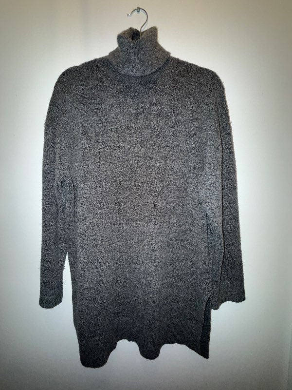Gray H&amp;M sweater