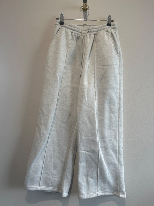 Gráar sweatpants