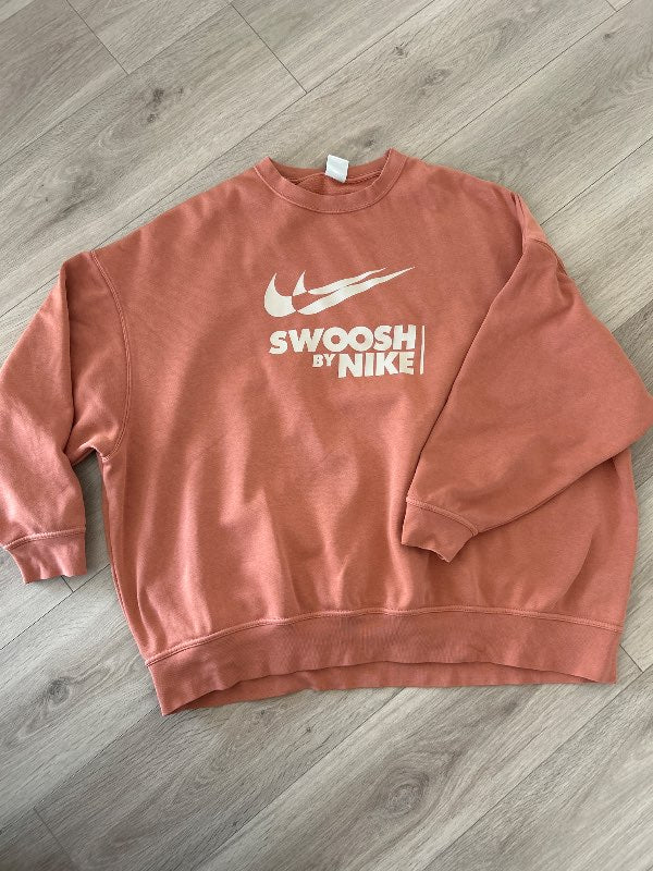 Nike peysa oversized
