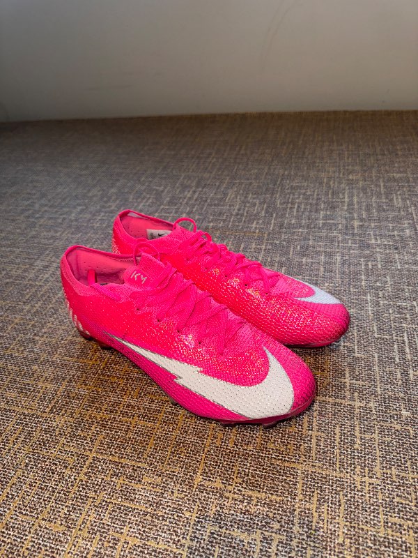 Nike takkaskór/litið notað