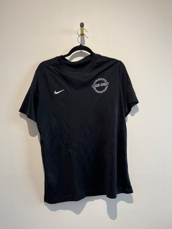 Nike stuttermabolur