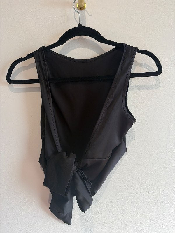 Back less bolur