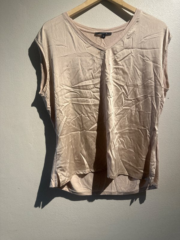 beige bolur