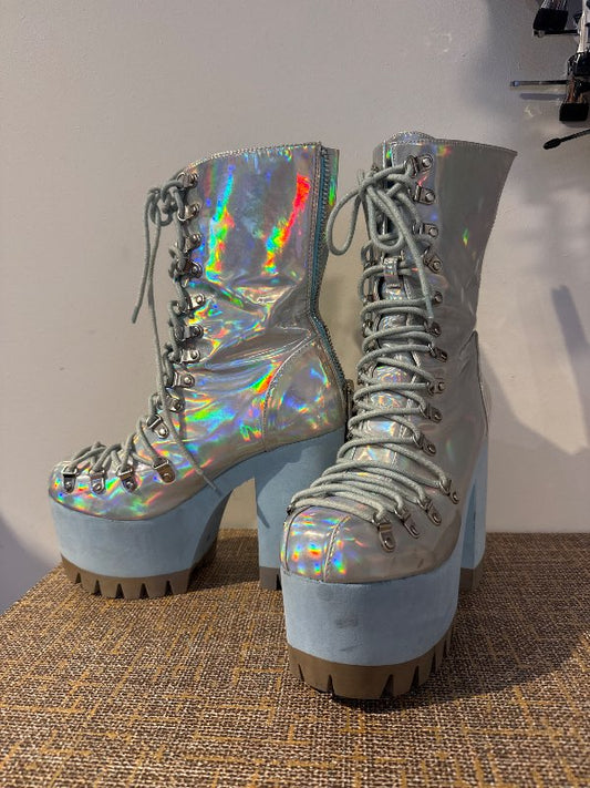 Dolls kíll Rave Platforms