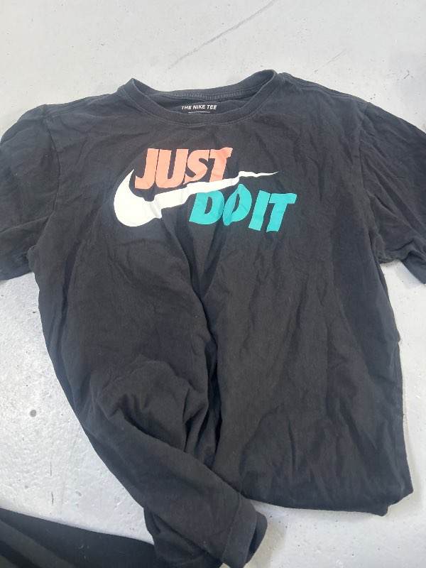 nike bolur