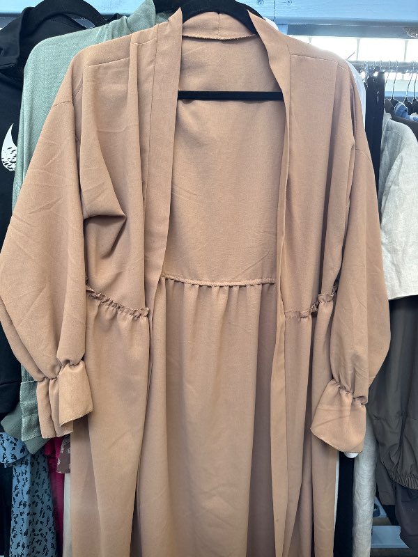 Kimono brunt