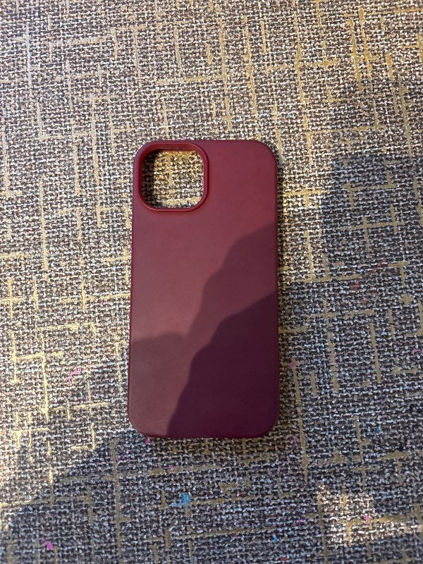 iphone 15 vínrautt hulstur