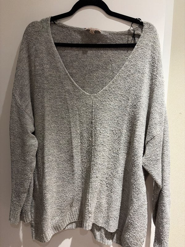 Grá h&m peysa