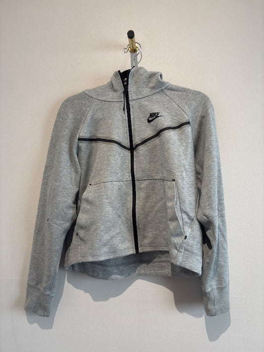 nike peysa