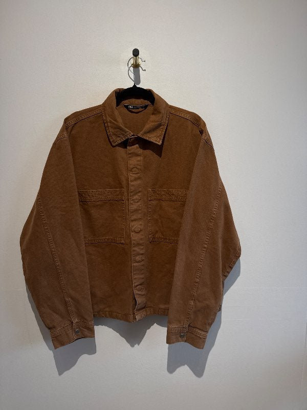 Brúnn jakki M