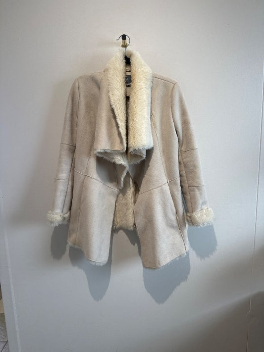 Bershka loðkápa
