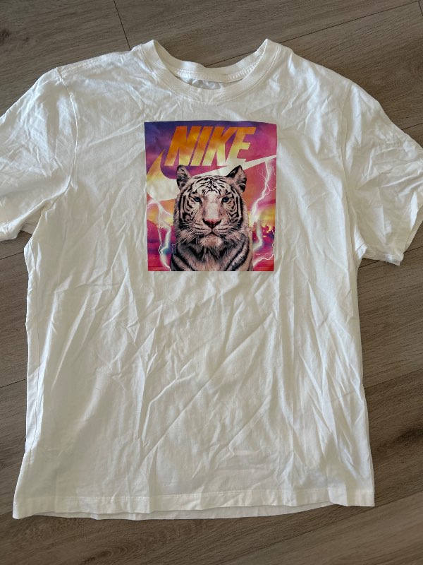 Nike bolur tígrisdýr