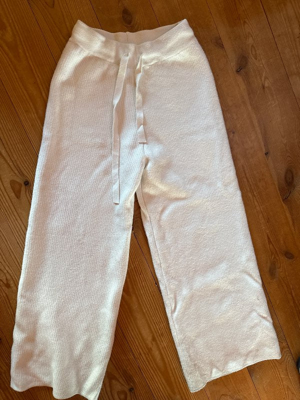 White cozy pants