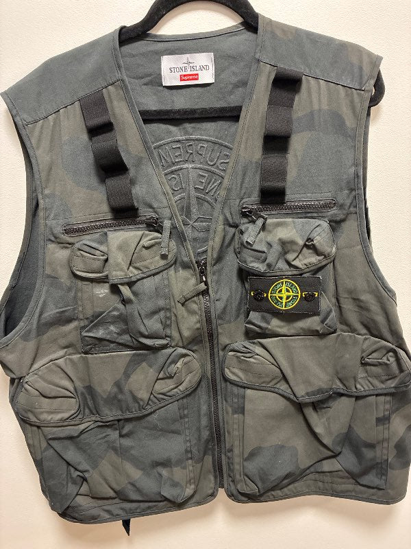 Supreme x stone island vesti
