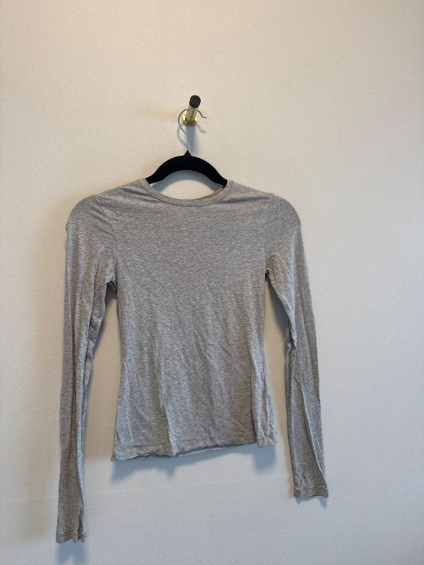 Weekday gray shirt