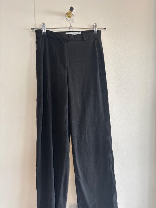 Bershka buxur