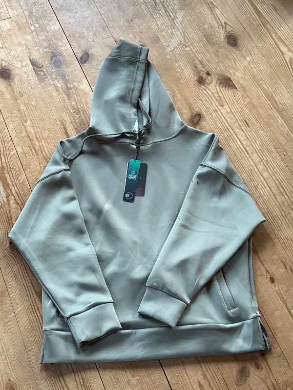 Green hoodie touches