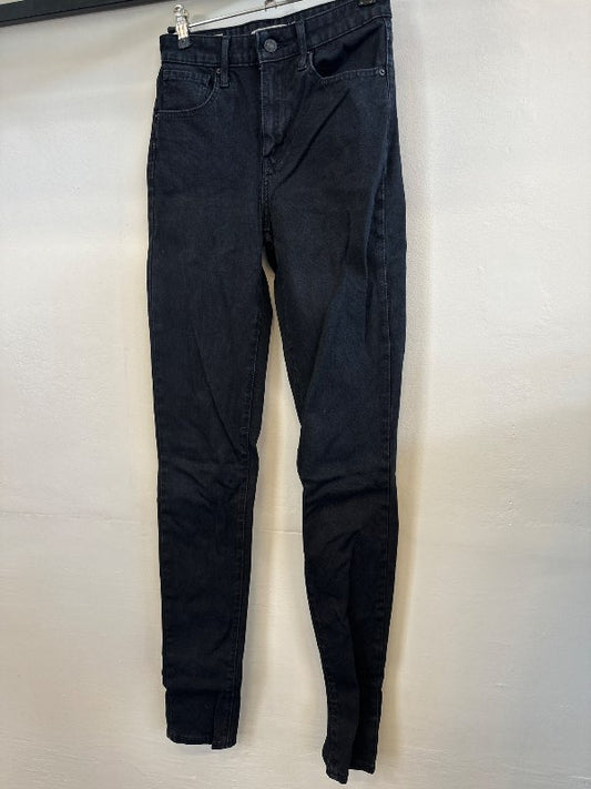 Levis high rise