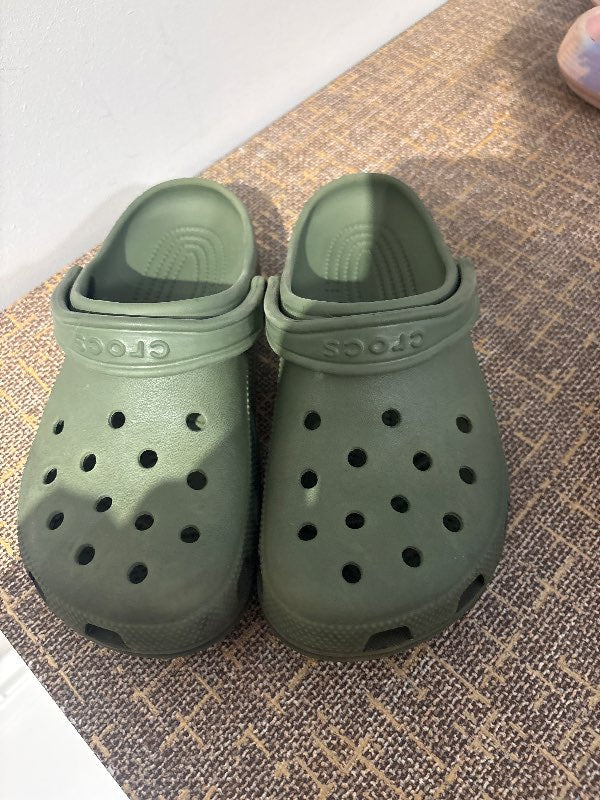 Grænir crocs