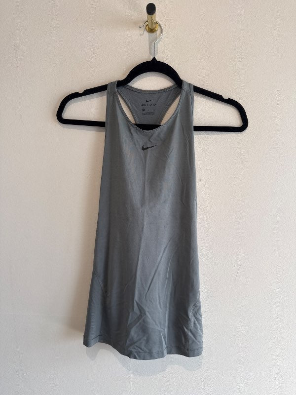 Nike pro bolur