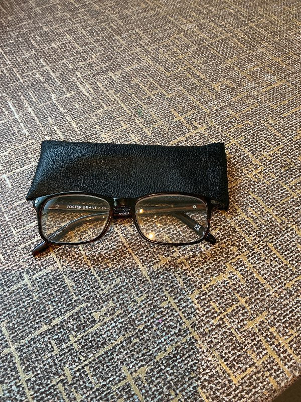 Lesgleraugu +2,50