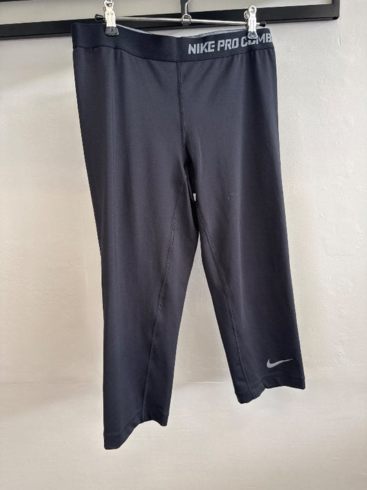 Nike pro combat