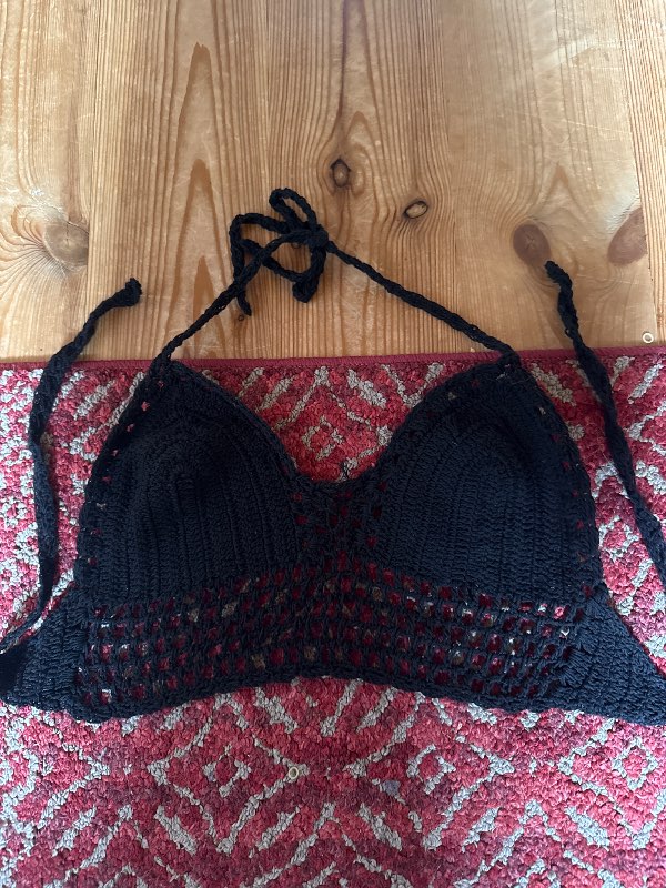 Black knitted bra