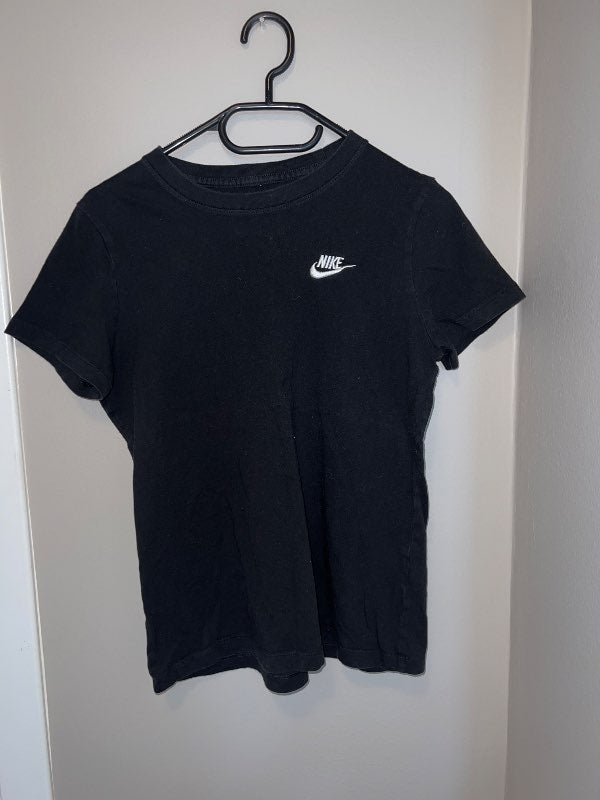 Nike bolur