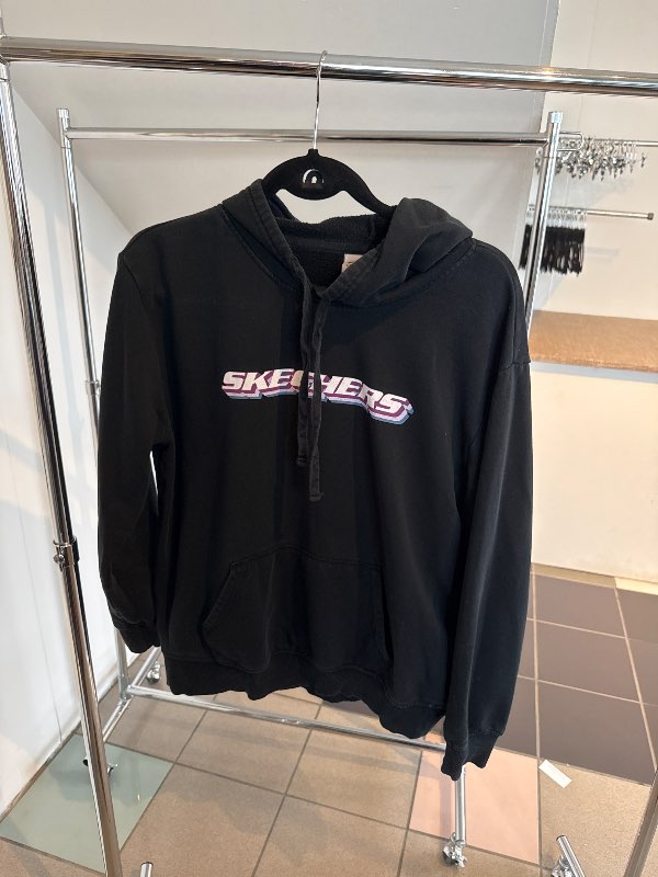 Skechers sweater black
