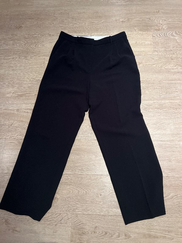 aritzia buxur