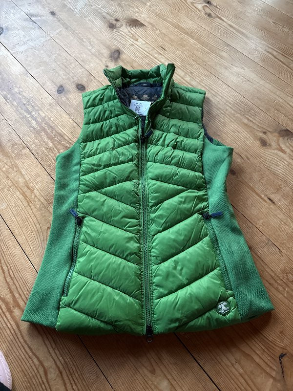 Barbour green vest
