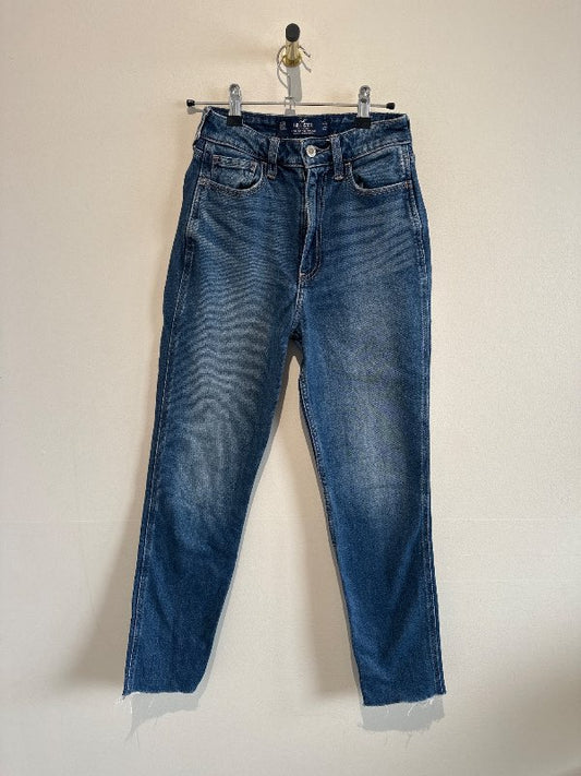 Hollister mom fit gallabuxur