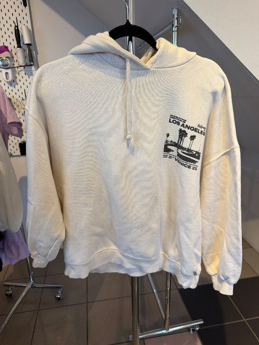 Hvít pull and bear hettupeysa