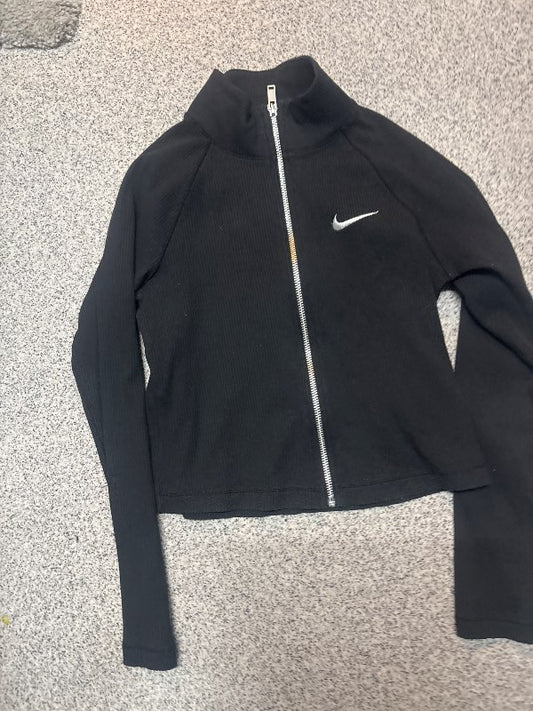 Nike peysa þröng